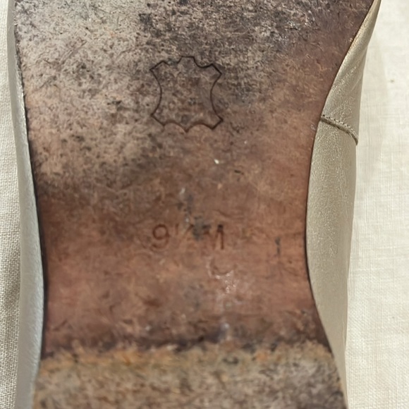 Vintage gold leather shoes - Picture 8 of 8